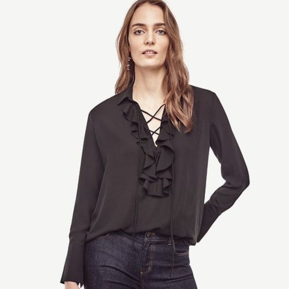 ANN TAYLOR RUFFLED BLOUSE
